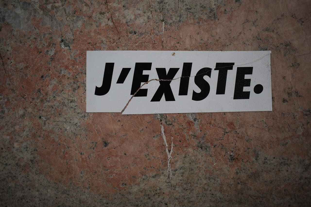 existence exister